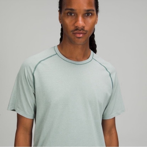 Lululemon Metal Vent Tech Short-Sleeve Shirt - Picture 2 of 8